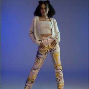 Zara multicolor denim jeans with psychedelic print. Size 6